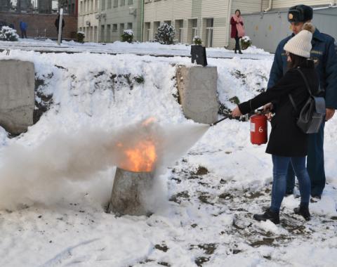 В Алтайском филиале РАНХиГС прошла учебная пожарная тревога