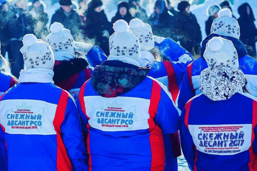 «Хотим помочь людям»: студенты Академии отправились в «Снежный десант»
