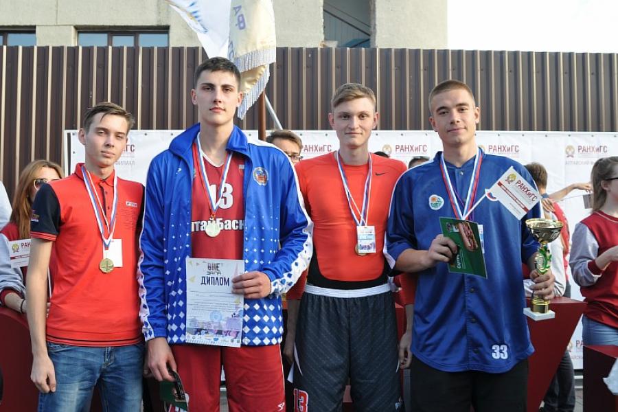 Студенты Алтайского филиала РАНХиГС стали победителями турнира по стритболу