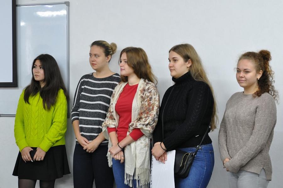 Активисты Академии презентовали первокурсникам студенческие объединения