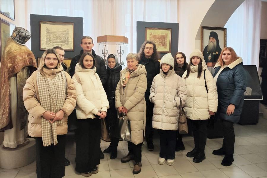 Будущие управленцы посетили Музей истории православия на Алтае