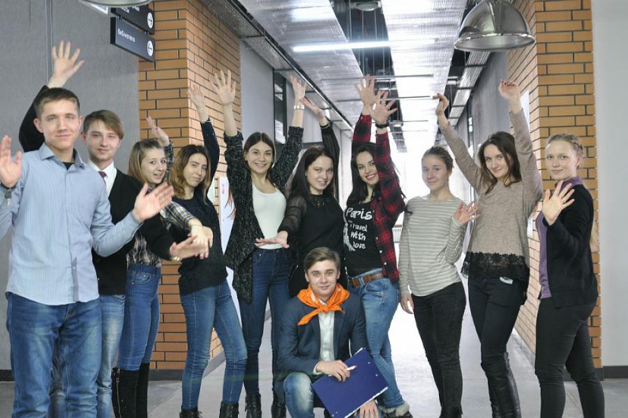 Квест, торт и дискотека на льду: в Академии отпраздновали День российского студенчества