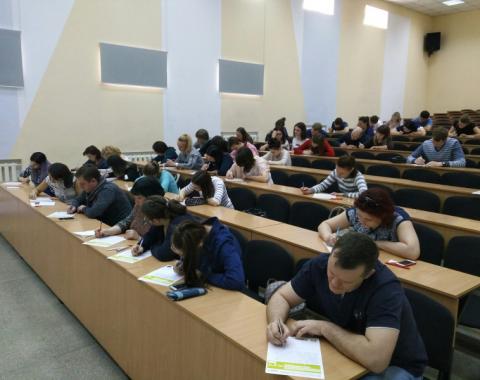 В Академии в третий раз прошел «Тотальный диктант»