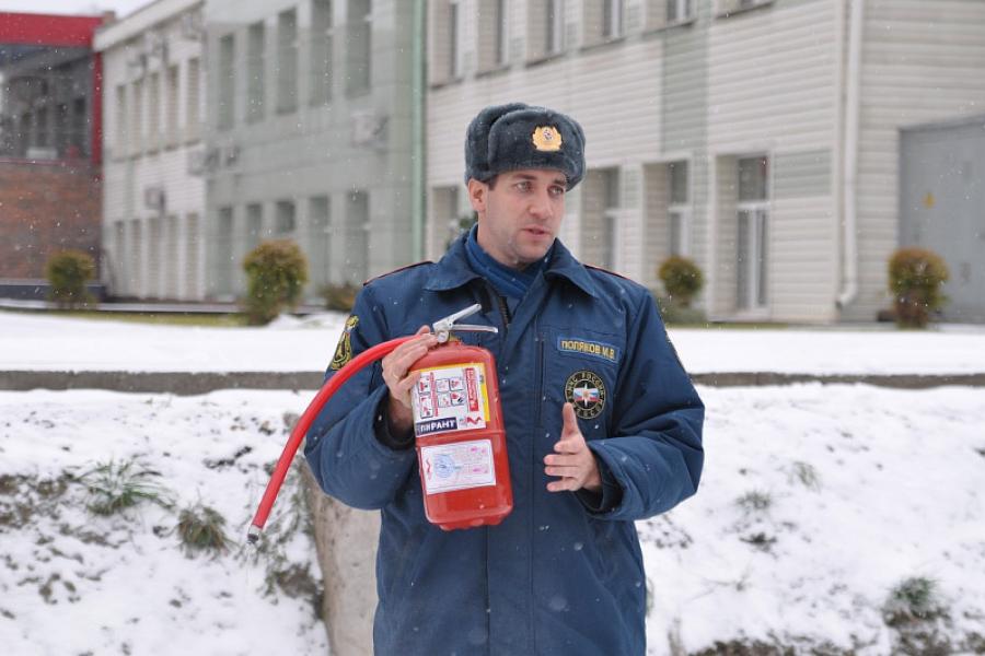 Правила поведения и действия при пожаре: в Академии прошли пожарно-тактические учения
