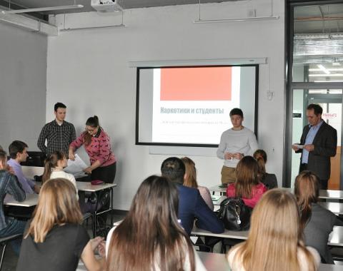 Для юных экономистов Академии провели профилактическую антинаркотическую лекцию