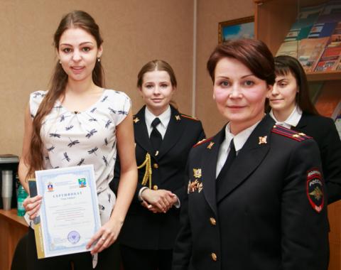 Студенты Алтайского филиала Президентской академии взяли 13 наград на Всероссийской научной конференции в БЮИ
