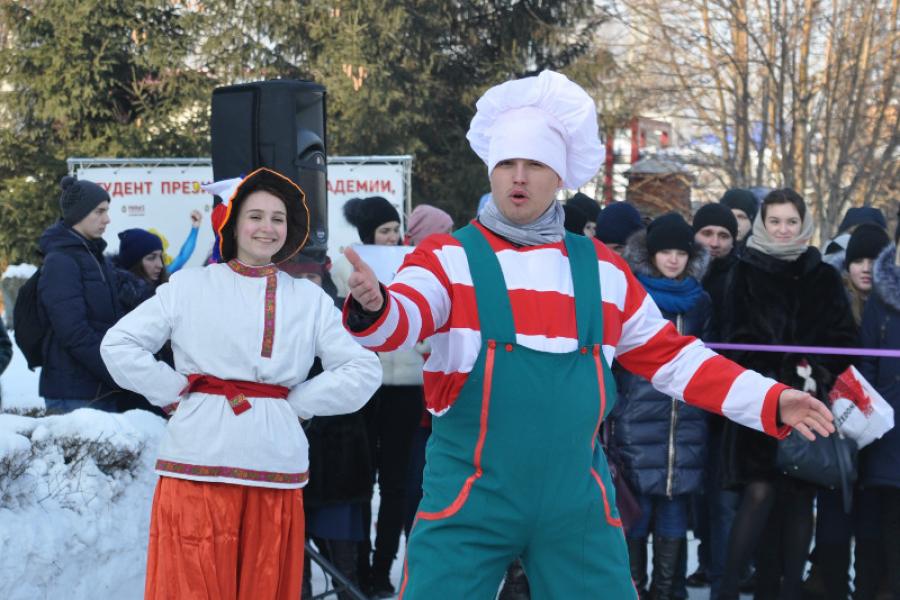 Масленицу отпраздновали в Алтайском филиале РАНХиГС