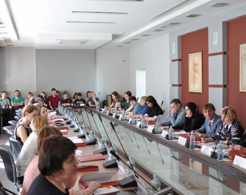 В Алтайском филиале РАНХиГС прошёл круглый стол «Управление персоналом в государственных и коммерческих организациях: обмен опытом»