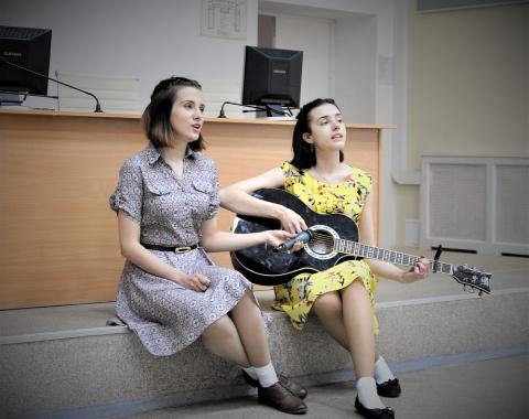 От школьного выпускного 1941-го – до победного 1945-го: в Академии прошла предпраздничная концертная программа