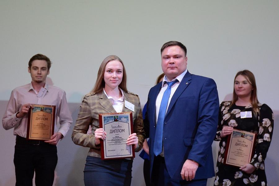 Студенты Академии стали победителями и призерами XXI научно-практической конференции молодых ученых «Молодежь – Барнаулу»