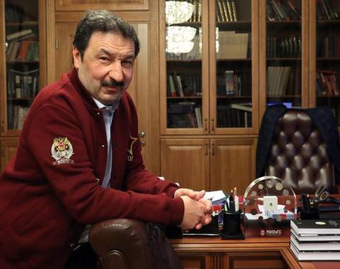 Поздравляем Владимира Мау с переназначением на пост ректора РАНХиГС