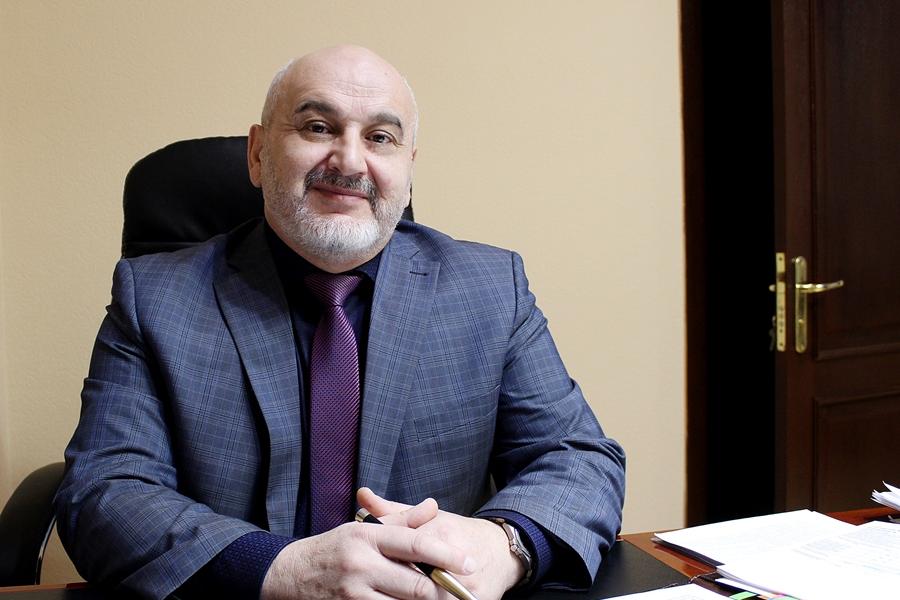Выпускник Академии назначен на должность главного врача Краевой клинической больницы скорой медицинской помощи