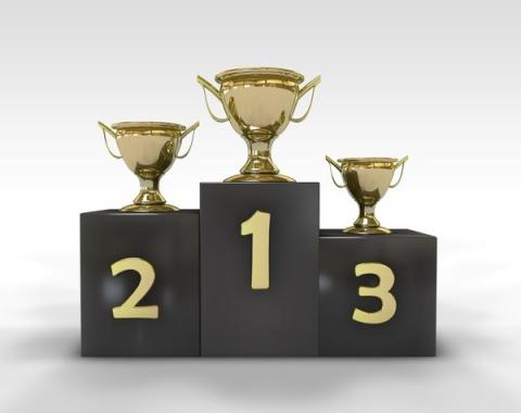 Преподаватель Академии стала чемпионом Алтайского края по классическому пауэрлифтингу