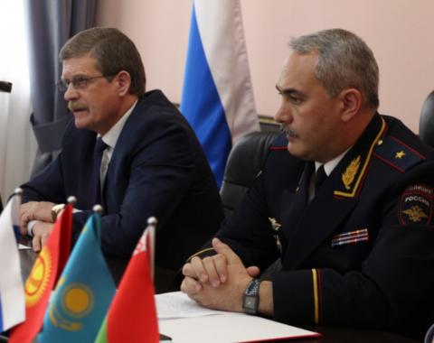Ученые и сотрудники правоохранительных органов обсудили вопросы теории и практики в борьбе с преступностью