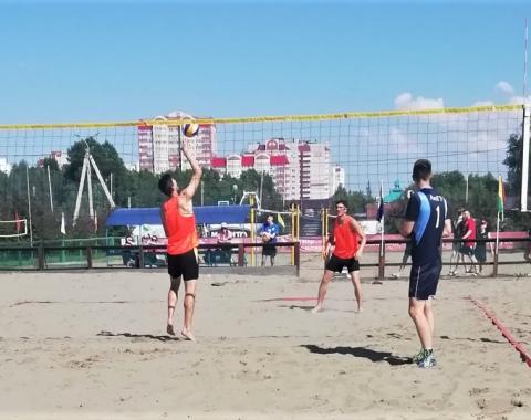 Студенты Академии приняли участие в Универсиаде вузов Алтайского края и Республики Алтай по пляжному волейболу