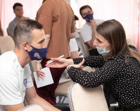 Руководитель Алтайского регионального отделения ВОД «Волонтёры Победы» Алина Горлова посетила cъезд Союза добровольцев России