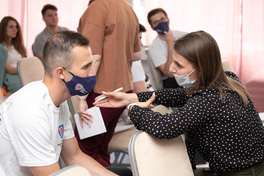 Руководитель Алтайского регионального отделения ВОД «Волонтёры Победы» Алина Горлова посетила cъезд Союза добровольцев России