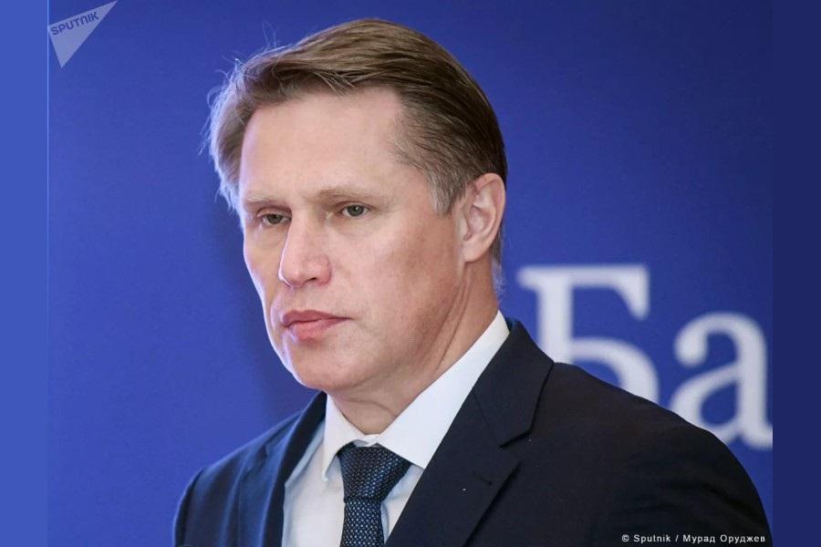 Вакцинация помогает избежать тяжелого течения COVID-19: Мурашко