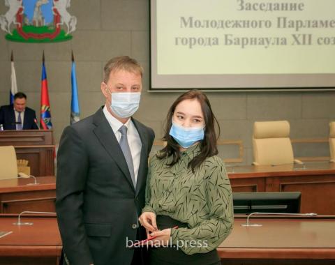 Студентки Алтайского филиала РАНХиГС вошли в состав Молодежного парламента Барнаула нового созыва