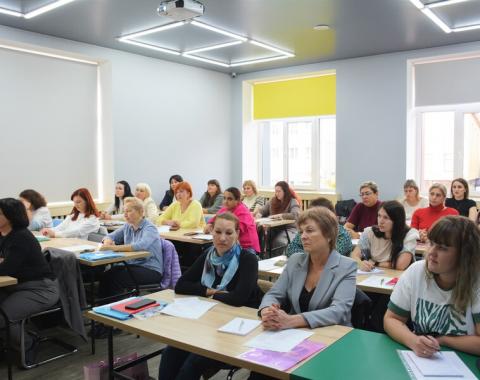 Муниципальные служащие повысят квалификацию в сфере опеки и попечительства