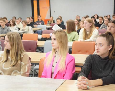 Студенты академии посетили открытый профилактический семинар