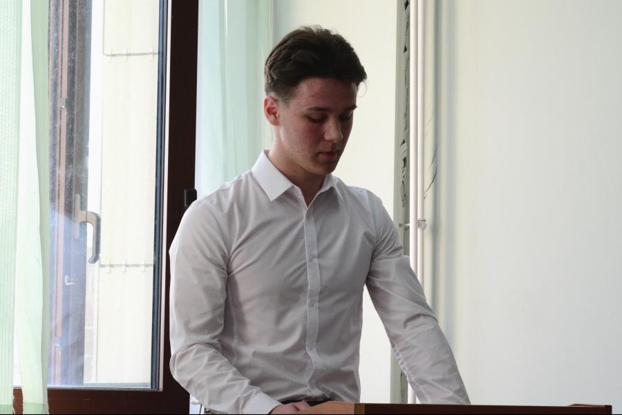 Студент Алтайского филиала РАНХиГС представил доклад об ИИ в госуправлении на конференции в Москве