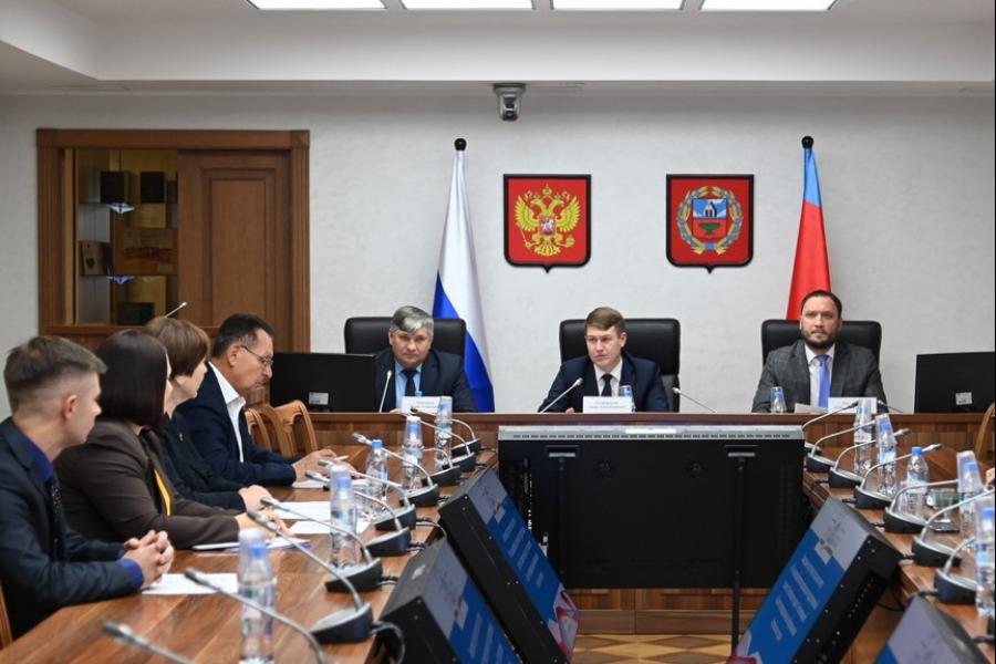Преподаватели Алтайского филиала РАНХиГС приняли участие в круглом столе АКЗС