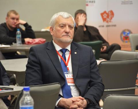 Торжественное открытие бюста Героя и лекции по туризму: второй модуль программы «Алтай – земля героев»