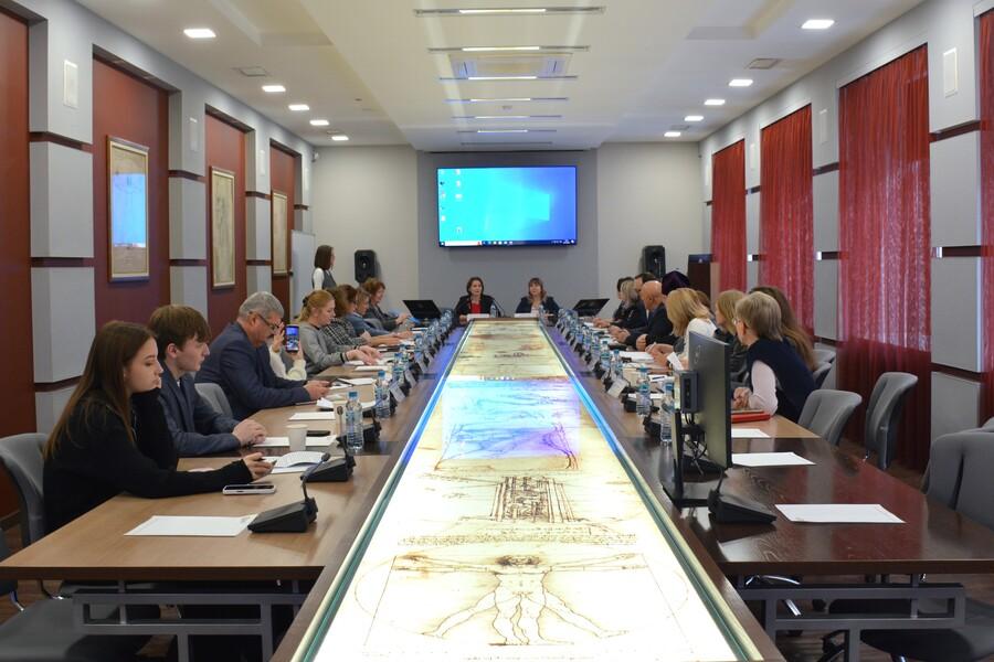 В Академии обсудили вопросы правового обеспечения миграционной политики