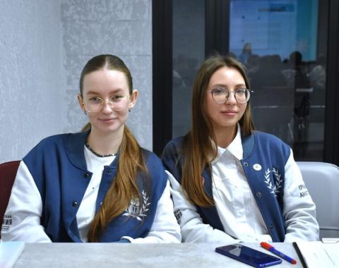 11 студентов Алтайского филиала вышли в финал программы «Научный код»