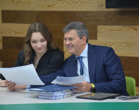 Визит ректора РАНХиГС в Алтайский филиал: диалог о будущем образования