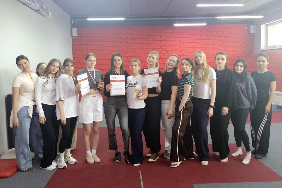 Праздник силы и ловкости