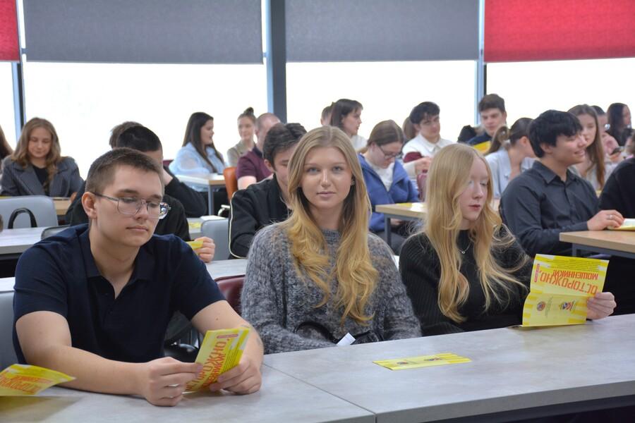 Как не стать жертвой мошенников: советы от следователя МВД