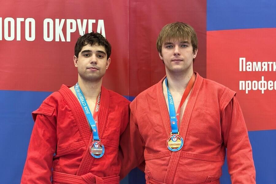 Студенты Алтайского филиала РАНХиГС завоевали медали на Чемпионате Сибирского Федерального округа по самбо