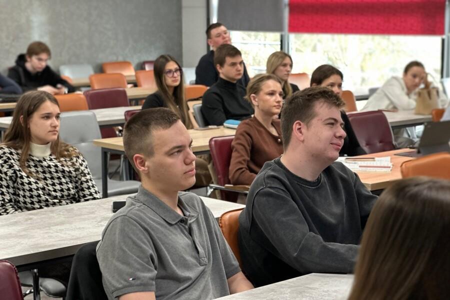 Первые шаги к карьере: как молодые специалисты находят свое призвание?